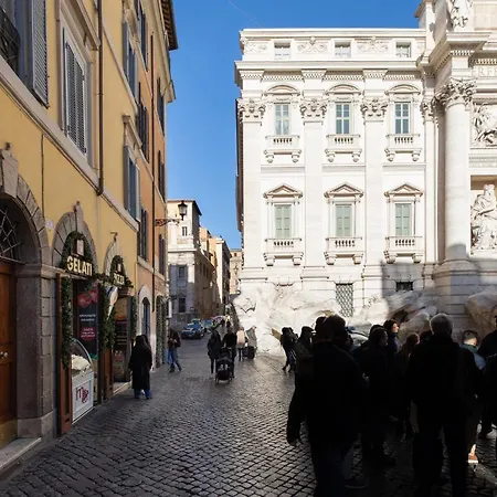 Iflat The Trevi View 아파트 *